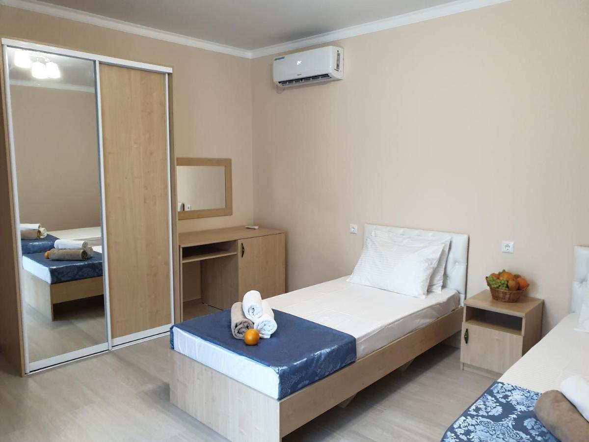 Arda Hotel Gagra Exterior photo